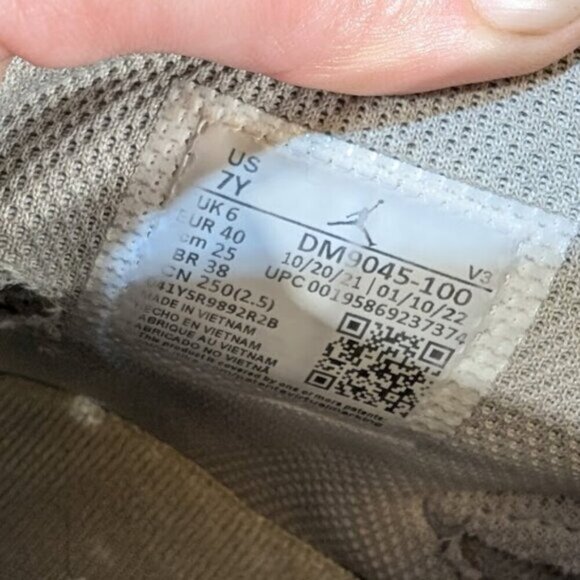 Nike Air Jordan 6 Womens Sz 8 (Youth 7Y) Acid Wash Denim Sneakers DM9045-100 - Picture 2 of 9